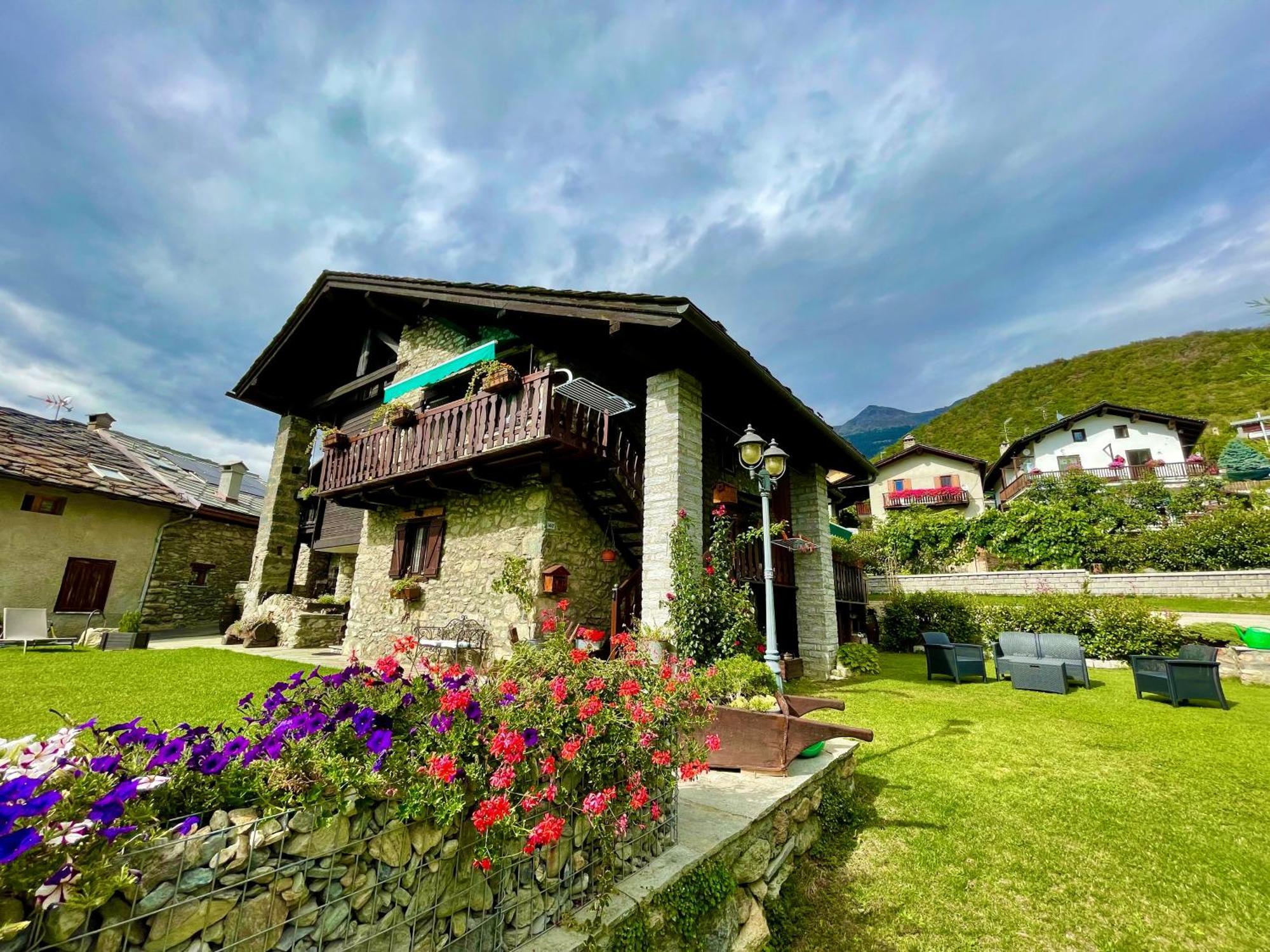 Maison La Chapelle Aosta Eksteriør billede